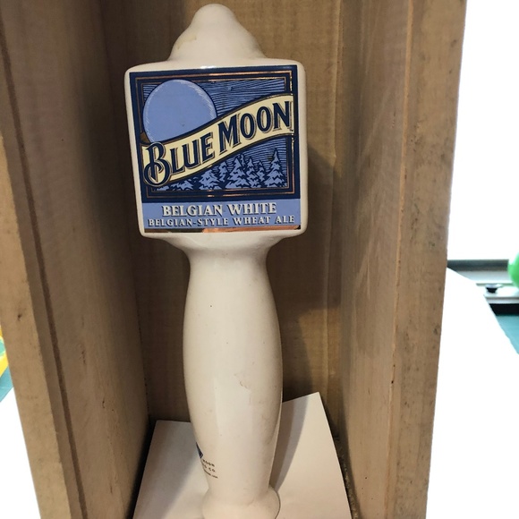 Blue Moon Other - Blue Moon Belgian White Wheat Ale Beer Tap handle